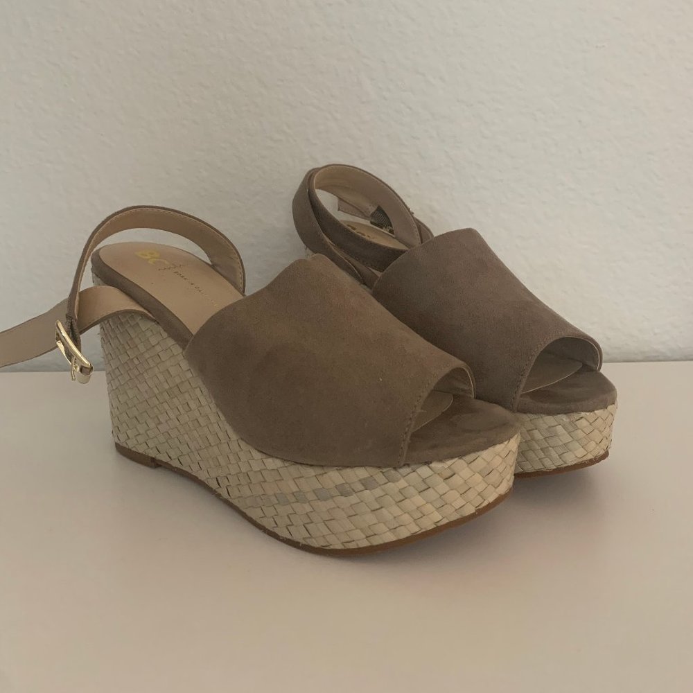 BC Platform Wedge Sandal Nude Suede